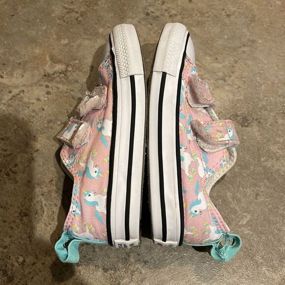 Converse Chuck Taylor All Star Pink Unicorn Low Top Sneaker Infant Size US 6 - Picture 8 of 14